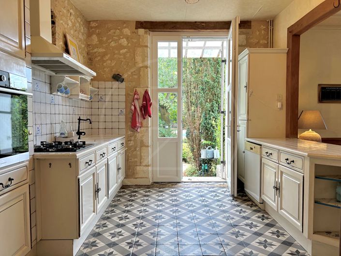 Image No.9-3 Bed House for sale