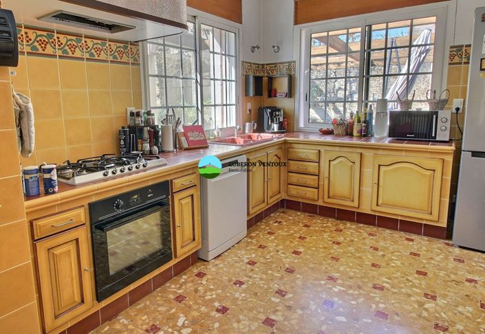 Image No.11-8 Bed House for sale