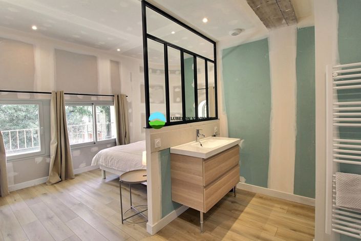 Image No.15-8 Bed House for sale