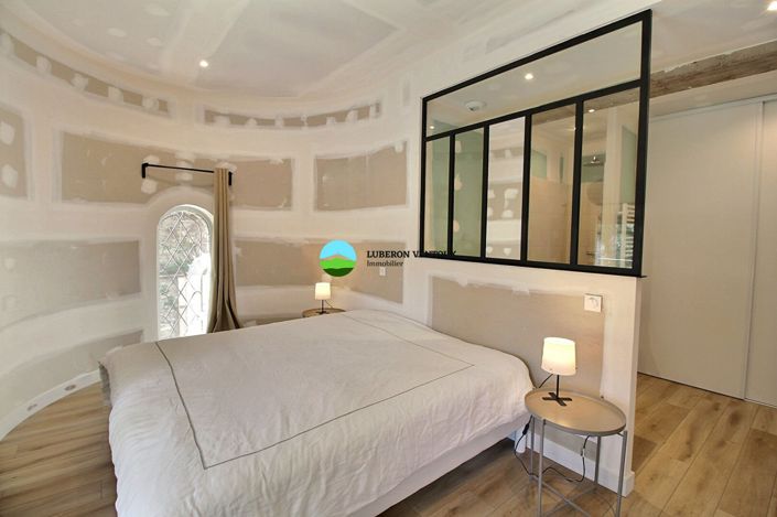 Image No.16-8 Bed House for sale