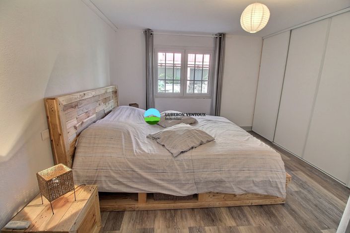 Image No.17-8 Bed House for sale