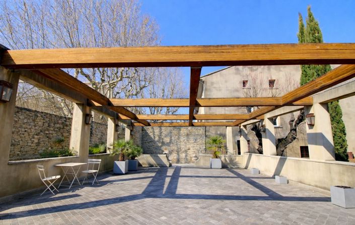 Image No.7-8 Bed House for sale