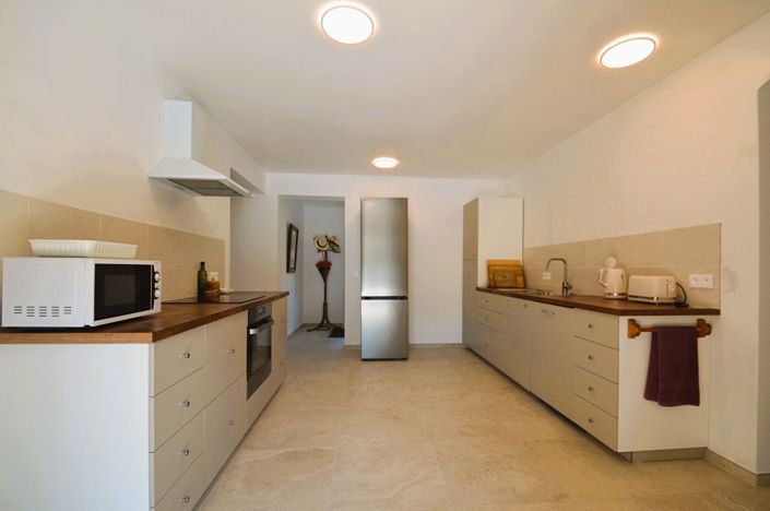 Image No.18-5 Bed House for sale