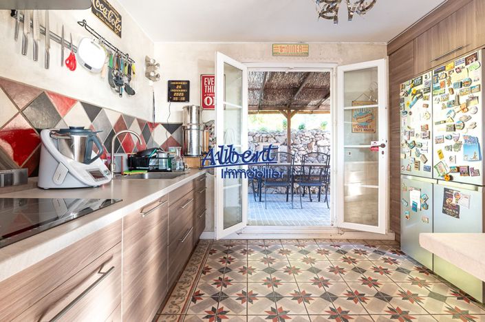 Image No.11-4 Bed House for sale