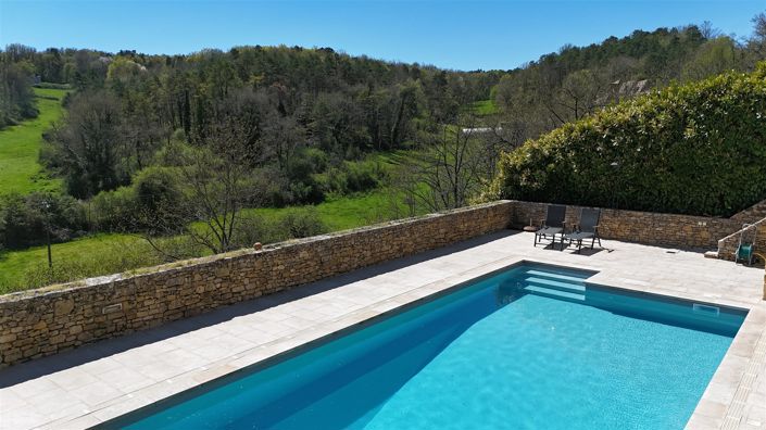 Image No.25-4 Bed House for sale