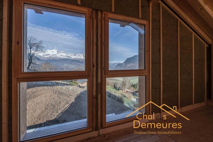 Image No.7-5 Bed House for sale