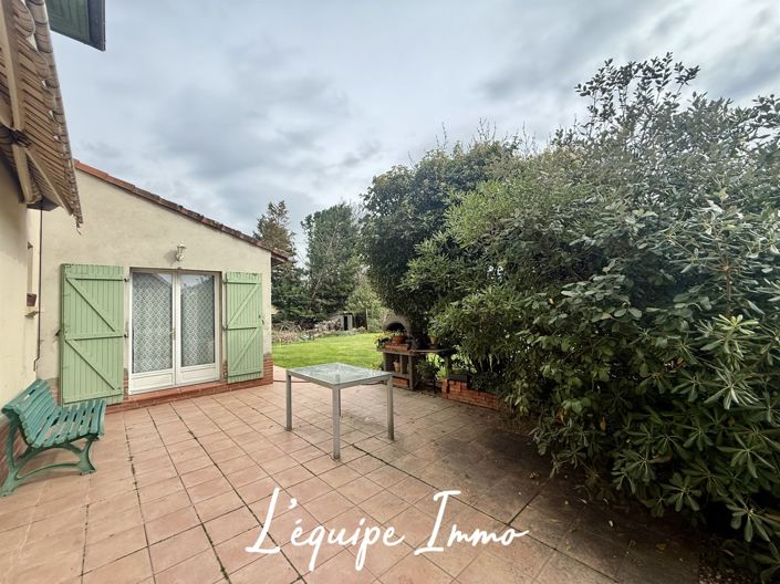 Image No.10-4 Bed House for sale