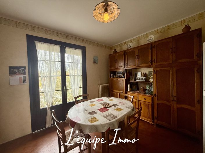 Image No.7-4 Bed House for sale