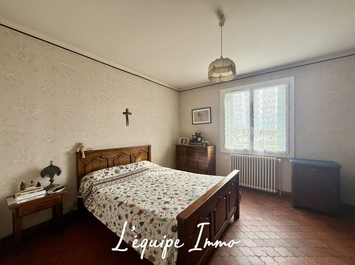 Image No.8-4 Bed House for sale