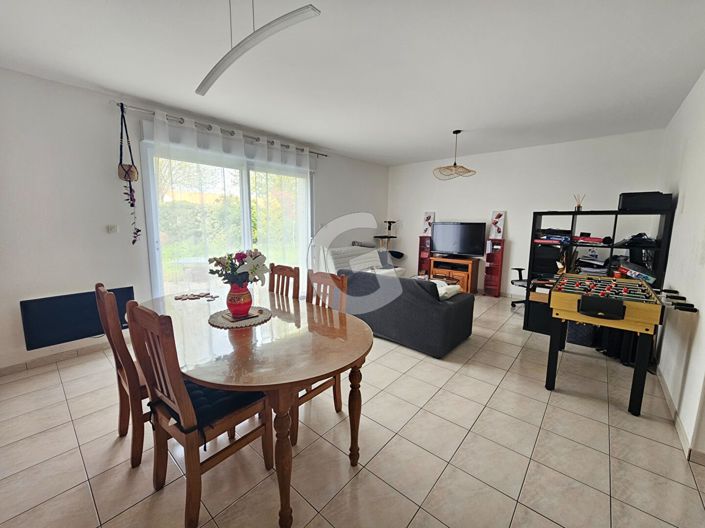 Image No.2-3 Bed House for sale