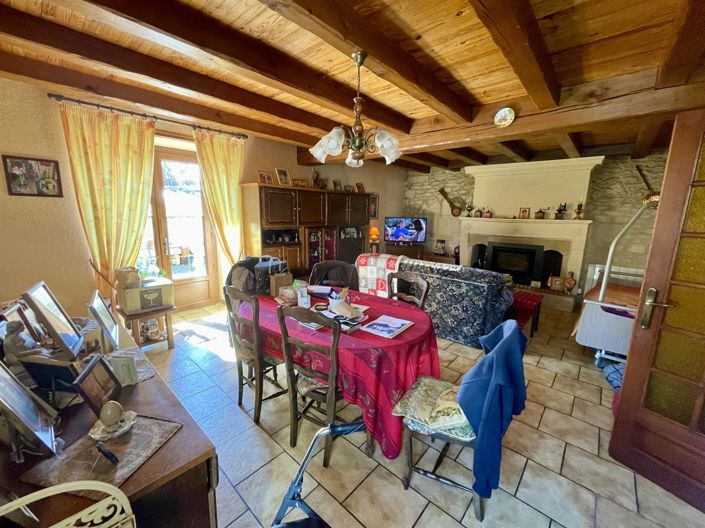 Image No.11-2 Bed House for sale