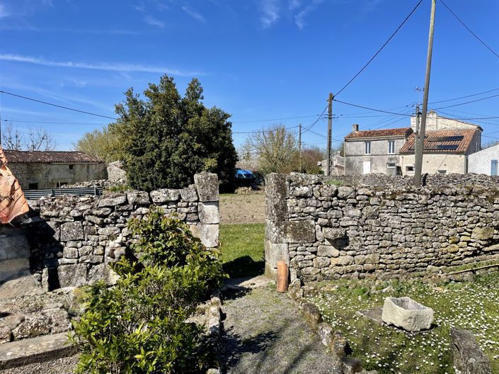 Image No.9-2 Bed House for sale