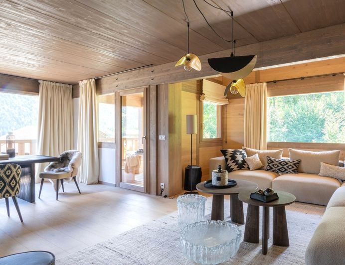 Image No.7-5 Bed House for sale