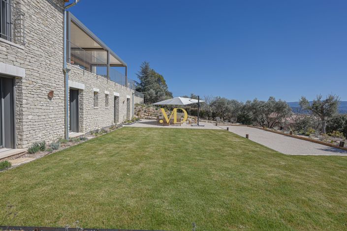 Image No.10-5 Bed House for sale