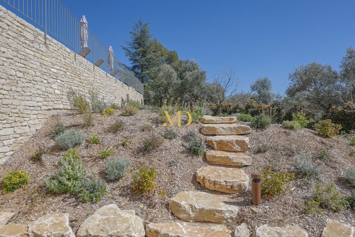 Image No.12-5 Bed House for sale