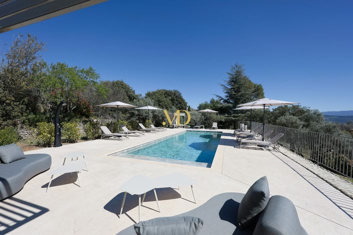 Image No.16-5 Bed House for sale