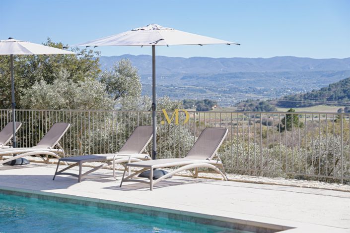 Image No.19-5 Bed House for sale