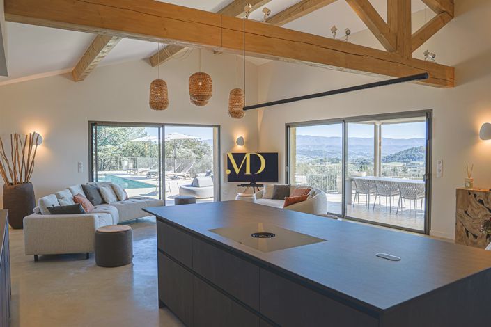 Image No.26-5 Bed House for sale