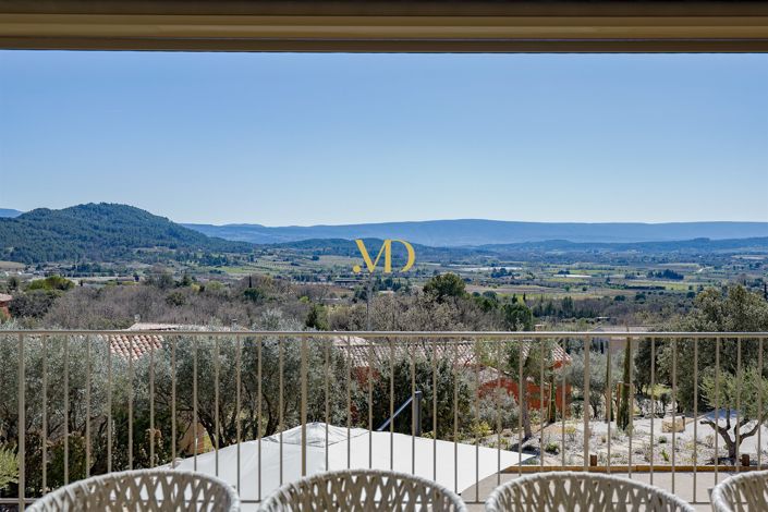 Image No.32-5 Bed House for sale