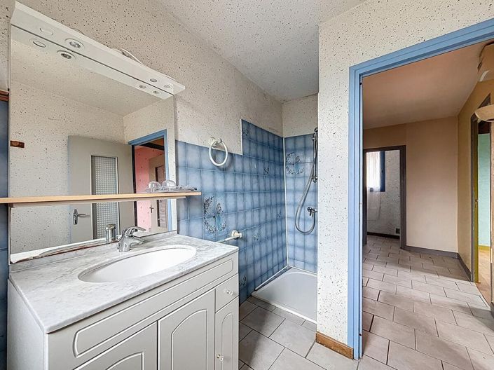 Image No.19-Maison de 4 chambres à vendre à Condat-en-Combraille