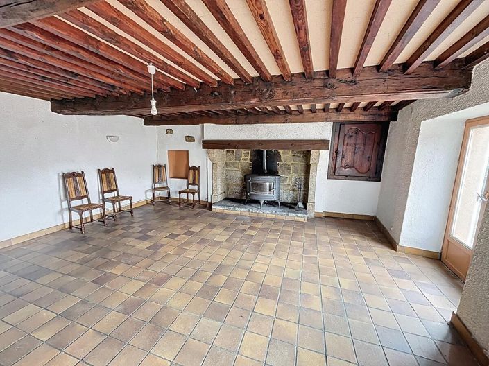 Image No.5-Maison de 4 chambres à vendre à Condat-en-Combraille