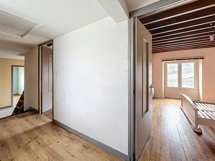 Image No.8-Maison de 4 chambres à vendre à Condat-en-Combraille