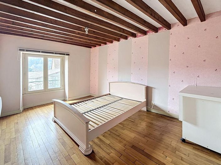 Image No.9-Maison de 4 chambres à vendre à Condat-en-Combraille