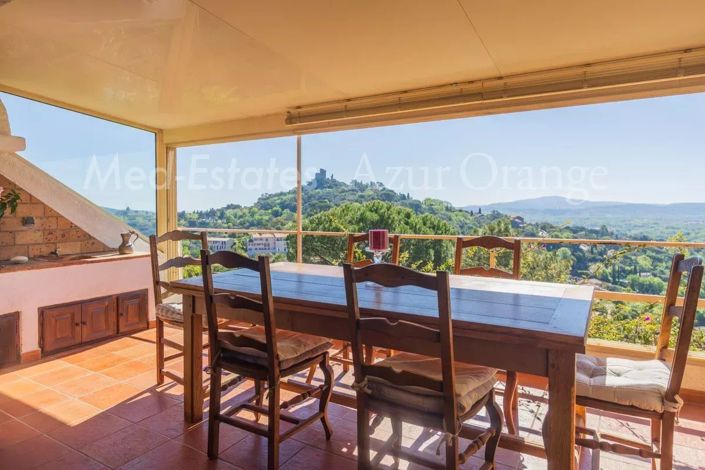 Image No.3-5 Bed House for sale