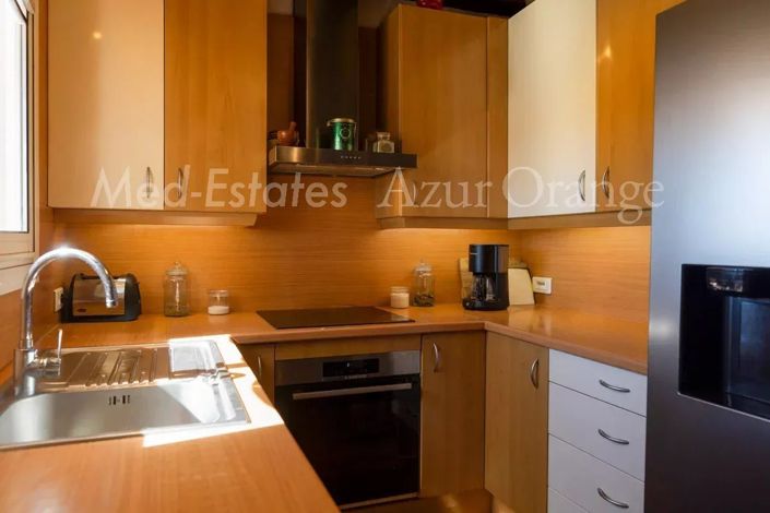 Image No.5-5 Bed House for sale