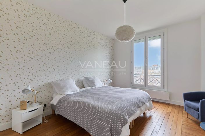 Image No.12-3 Bed Apartment for sale
