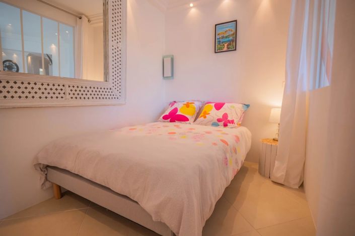 Image No.11-3 Bed Apartment for sale