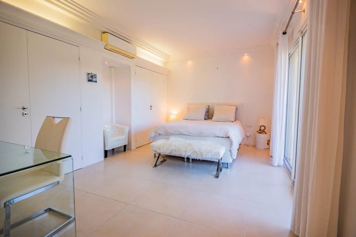 Image No.7-3 Bed Apartment for sale