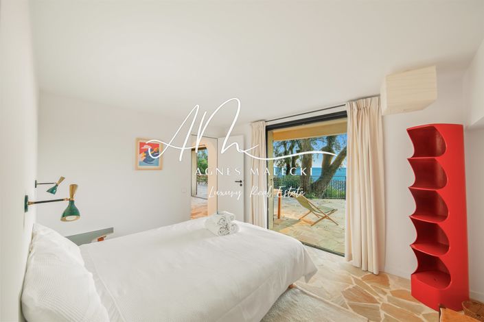 Image No.15-5 Bed House for sale