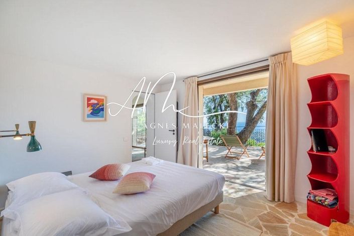 Image No.16-5 Bed House for sale