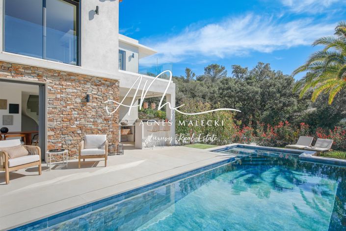 Image No.4-5 Bed House for sale