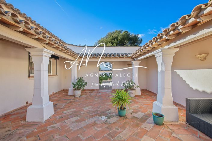 Image No.5-4 Bed House for sale