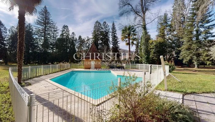 Image No.36-10 Bed House for sale