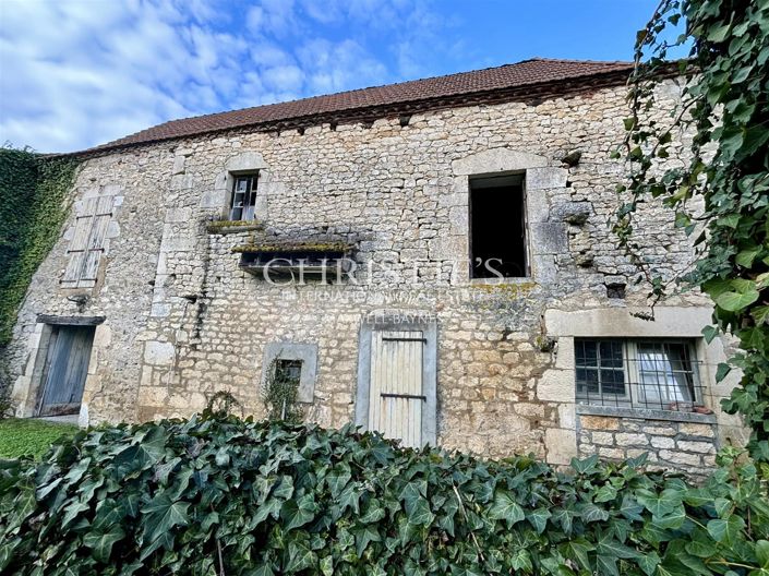 Image No.38-10 Bed House for sale