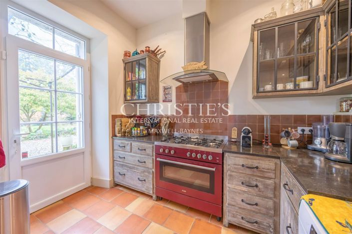 Image No.15-10 Bed House for sale