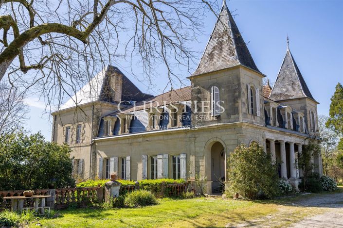 Image No.24-10 Bed House for sale