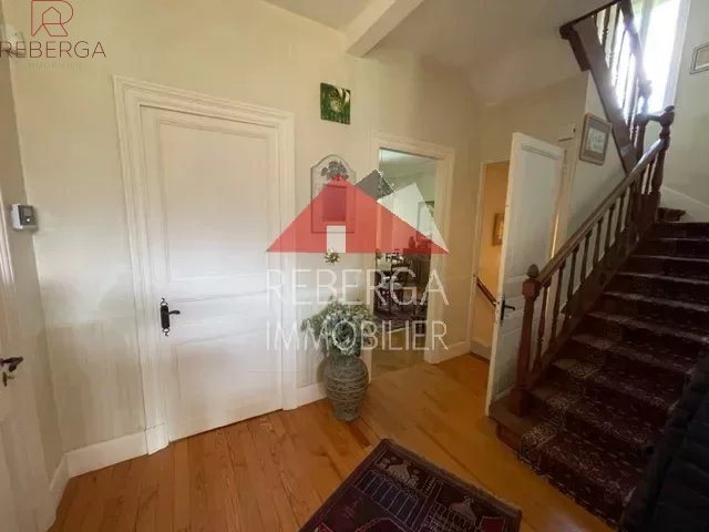 Image No.6-5 Bed House for sale