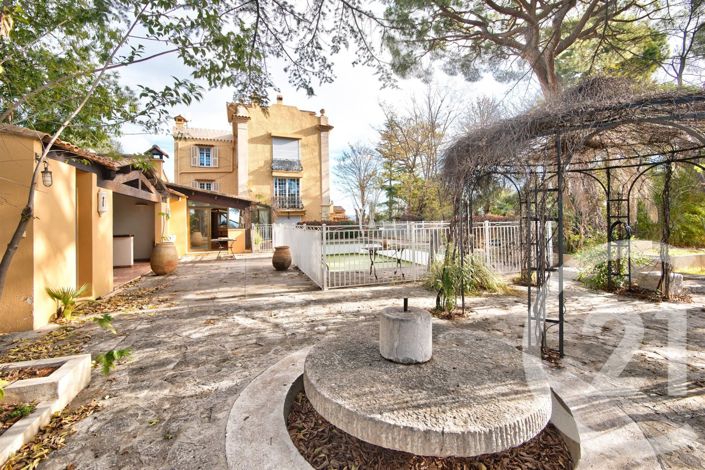 Image No.4-13 Bed House for sale