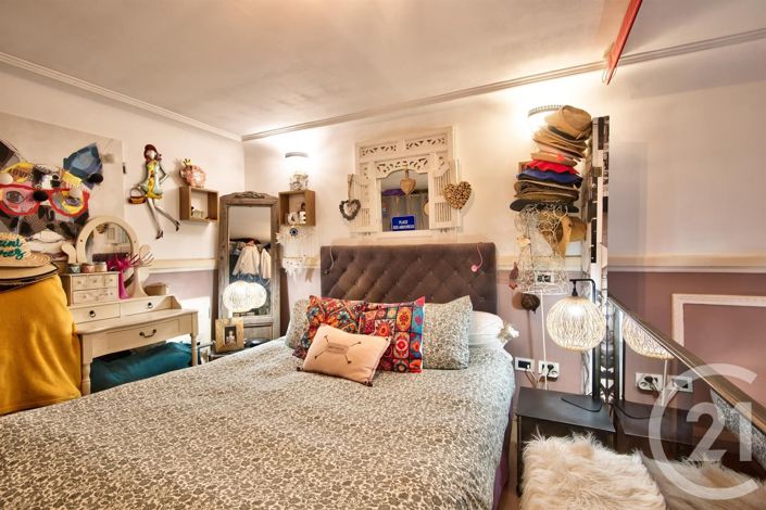 Image No.12-2 Bed Apartment for sale