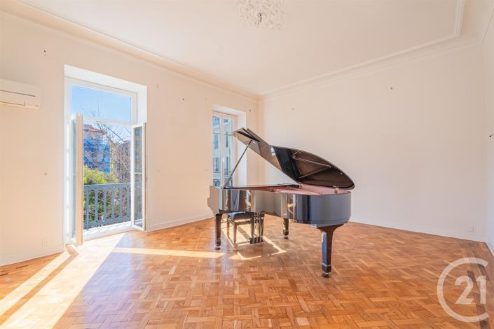 Image No.7-4 Bed Apartment for sale