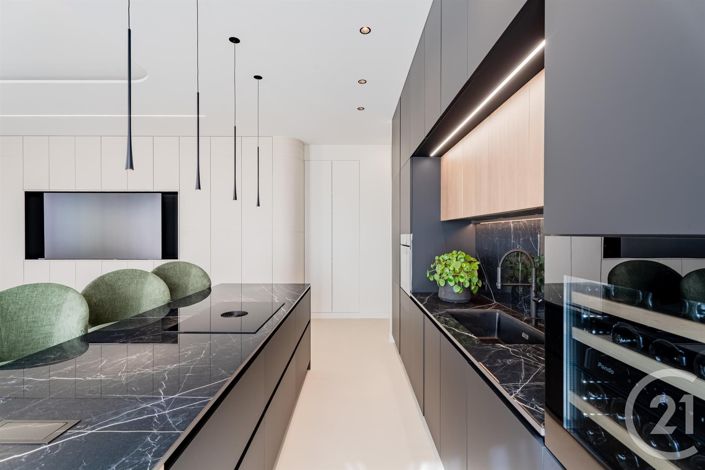 Image No.6-3 Bed Apartment for sale