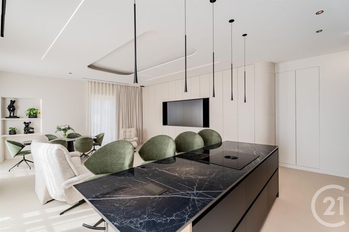 Image No.7-3 Bed Apartment for sale