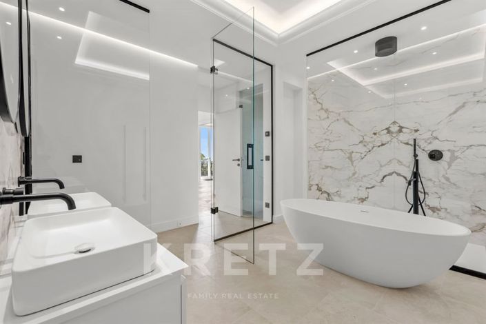 Image No.22-Maison de 6 chambres à vendre à Saint-Raphael