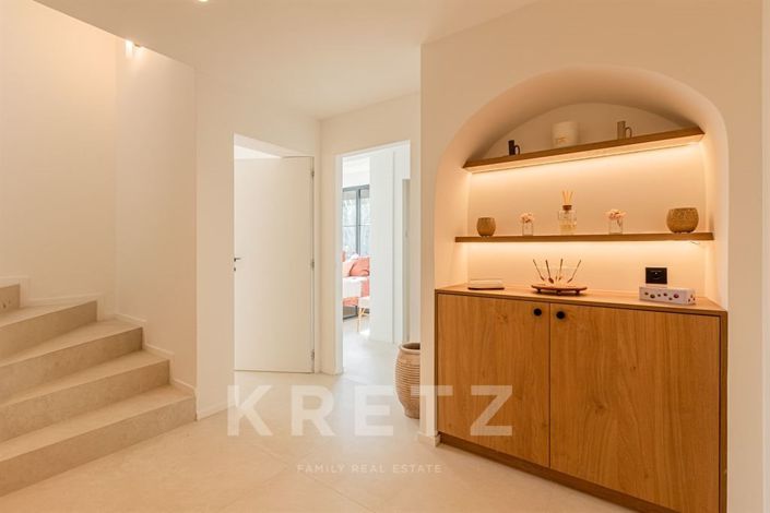 Image No.14-4 Bed House for sale