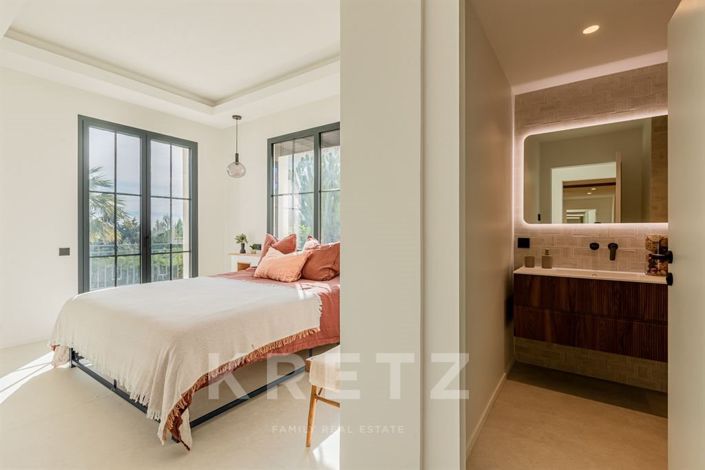 Image No.23-4 Bed House for sale