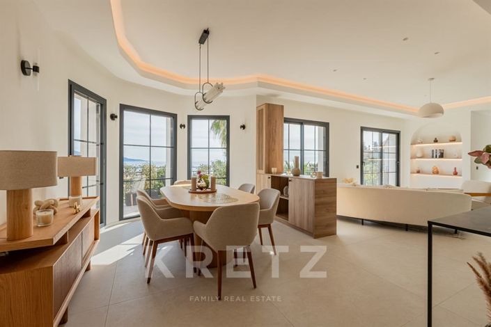 Image No.5-4 Bed House for sale